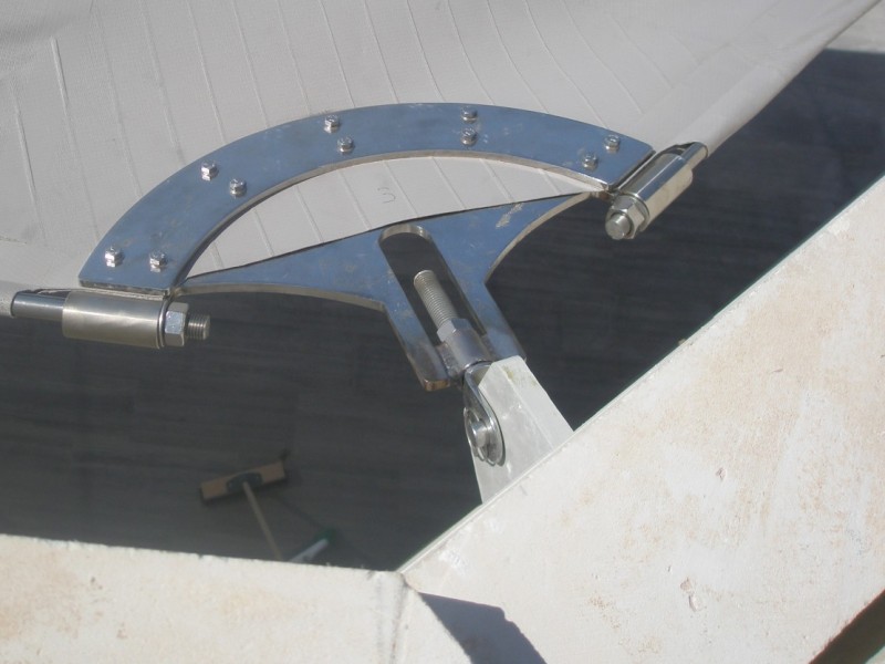 8-corner architectural membrane @ Private house, Milos